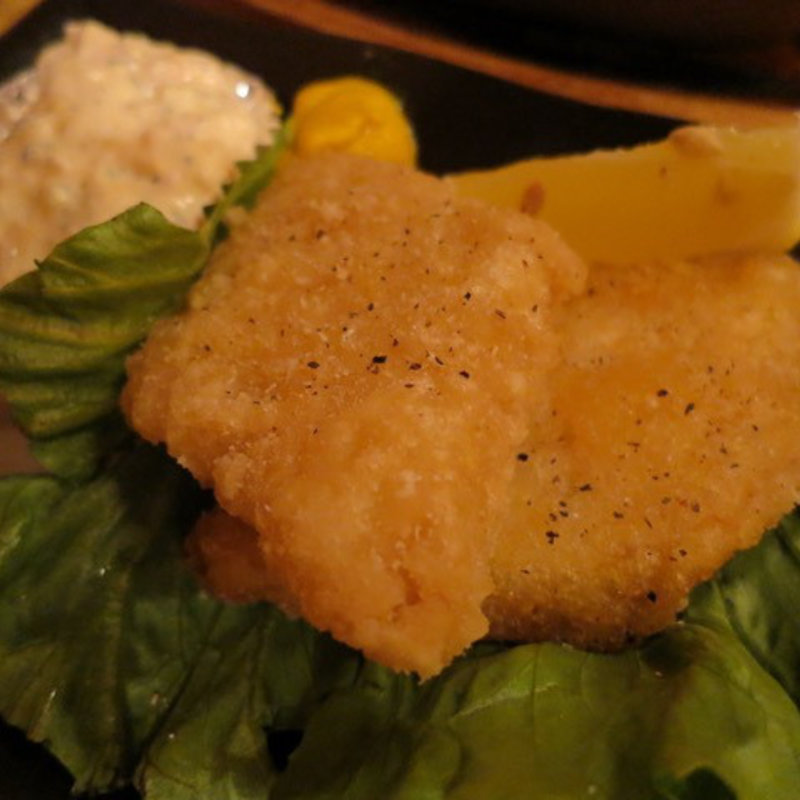 かれい唐揚げ(まとい駒 新橋本店)