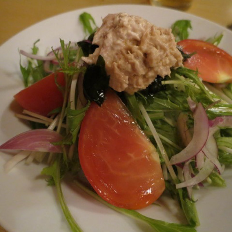 水菜とツナのサラダ(まとい駒 新橋本店)
