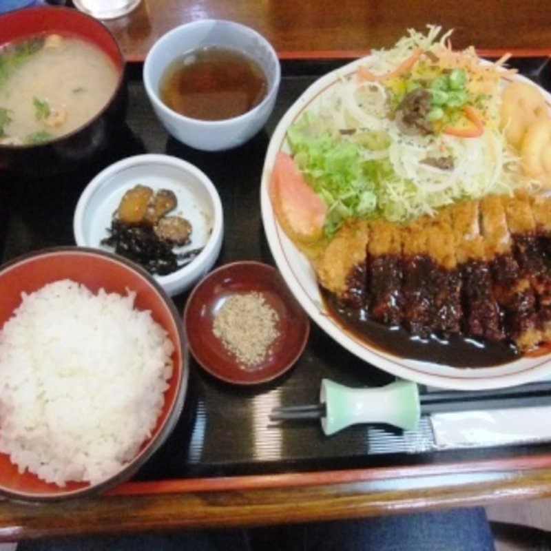 味噌カツ定食(とんかつママン)