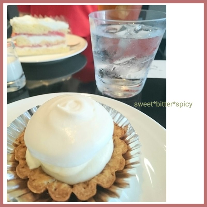 レアチーズのタルト(マリーローランサン喫茶店)