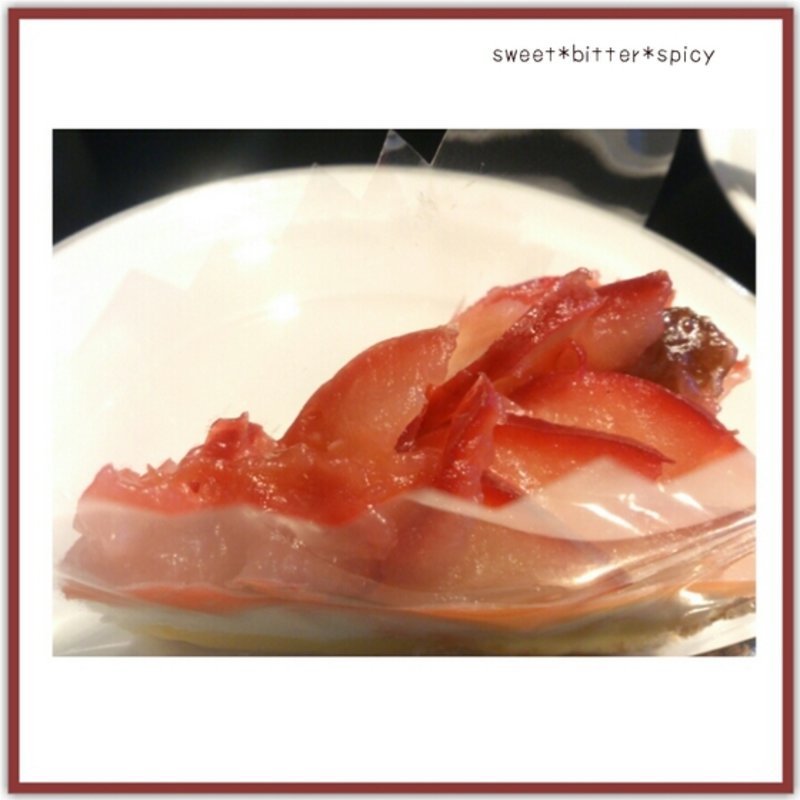 焼きりんごのタルト(マリーローランサン喫茶店)