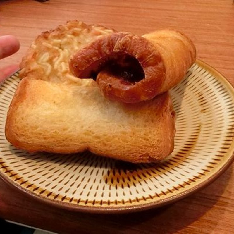 ハトシロール(まるなか本舗 博多店)