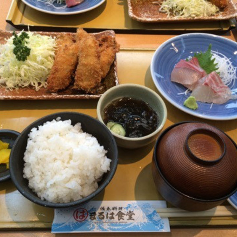 牡蠣ﾌﾗｲ定食(まるは食堂 中部国際空港店)