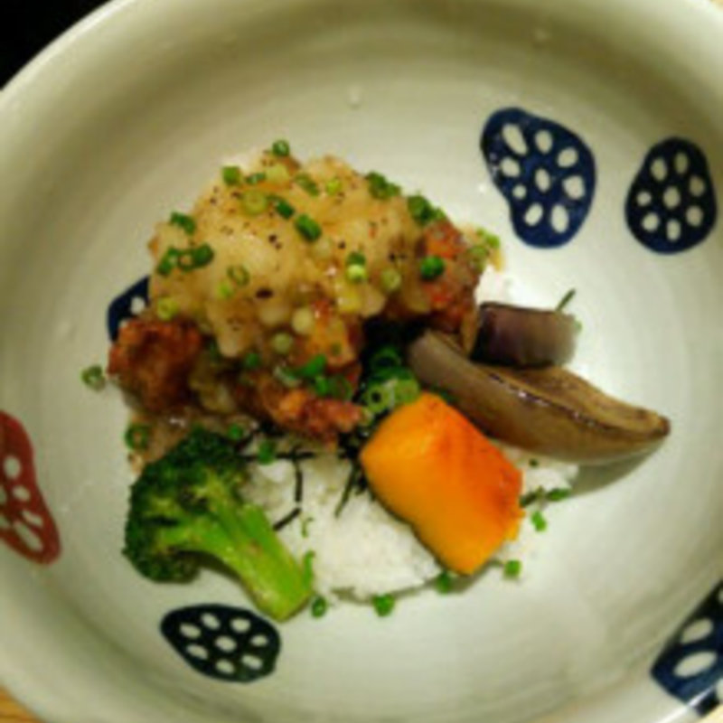 鶏の塩からあげのすだちおろし丼(マルモキッチン 京都ポルタ店 )