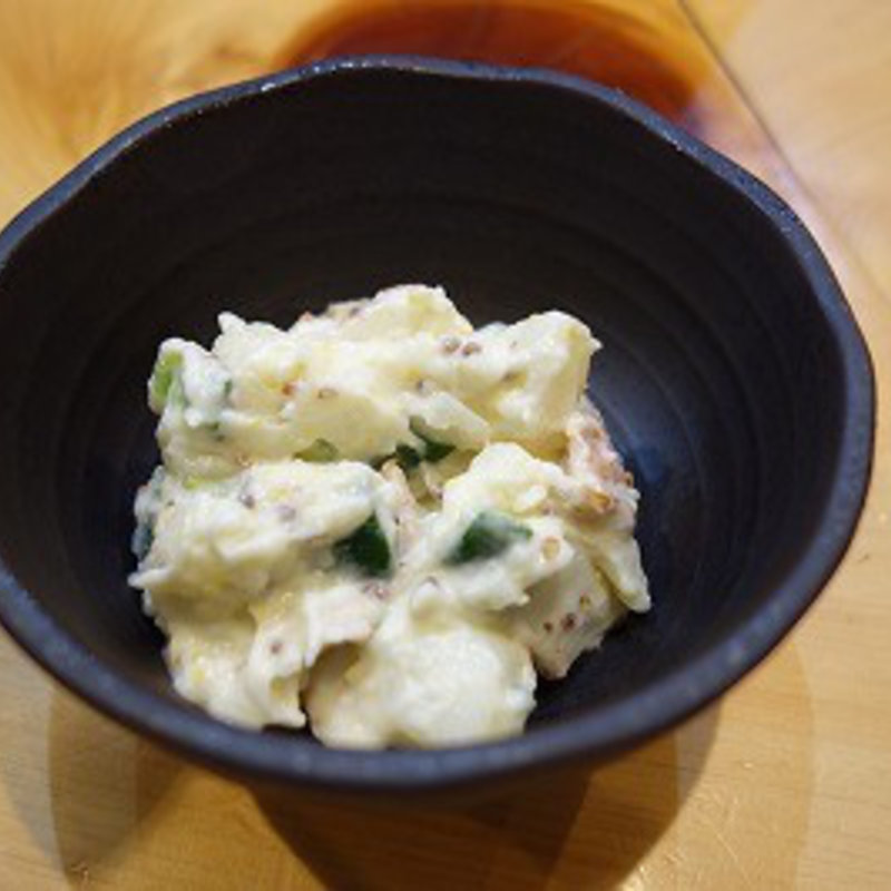 ポテサラ(とんかつまるや 新橋駅前本店)