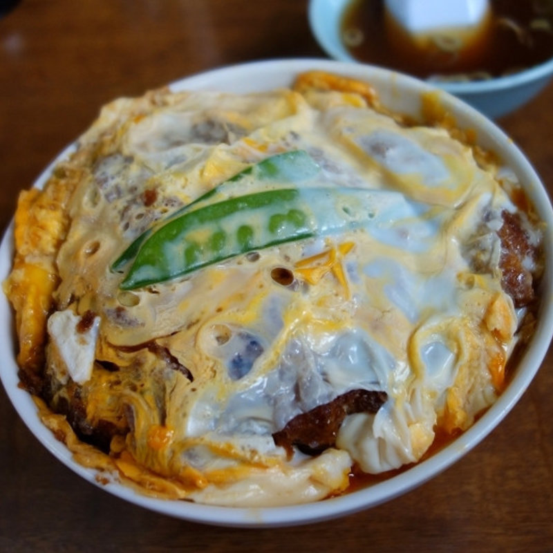 カツ丼（上）(まるやま食堂)