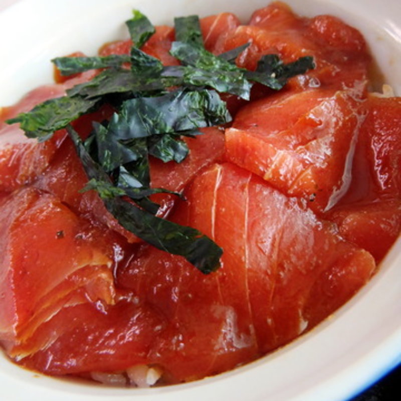 まぐろ中トロ漬け丼(まるよし食堂)