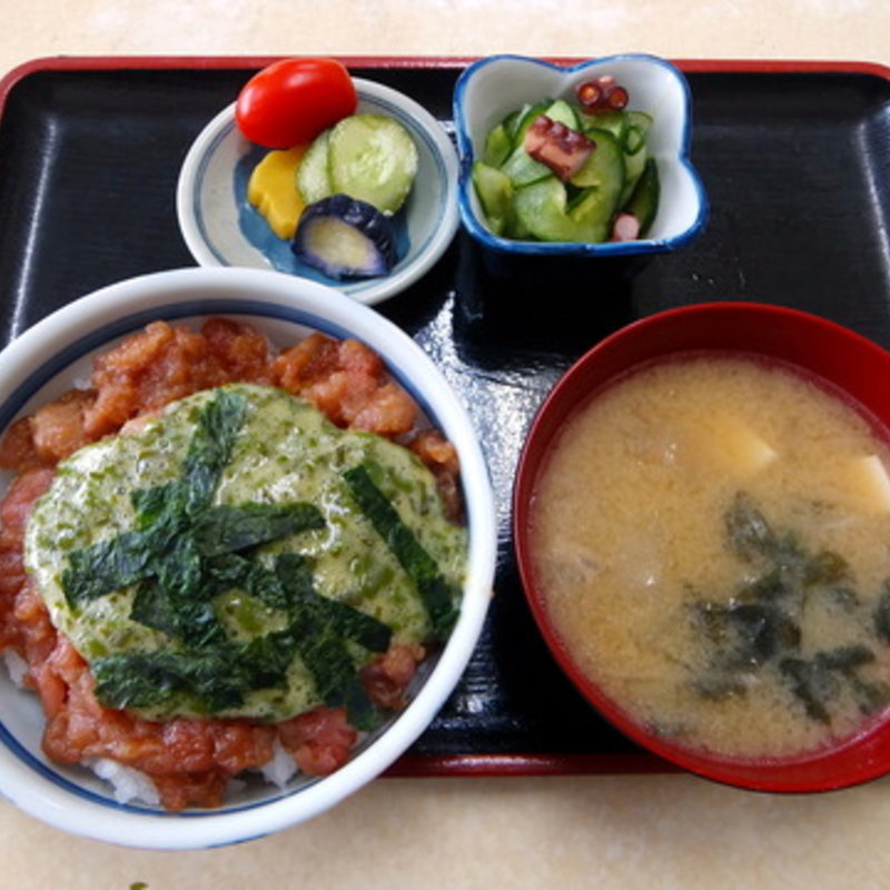 海かけ丼(まるよし食堂)