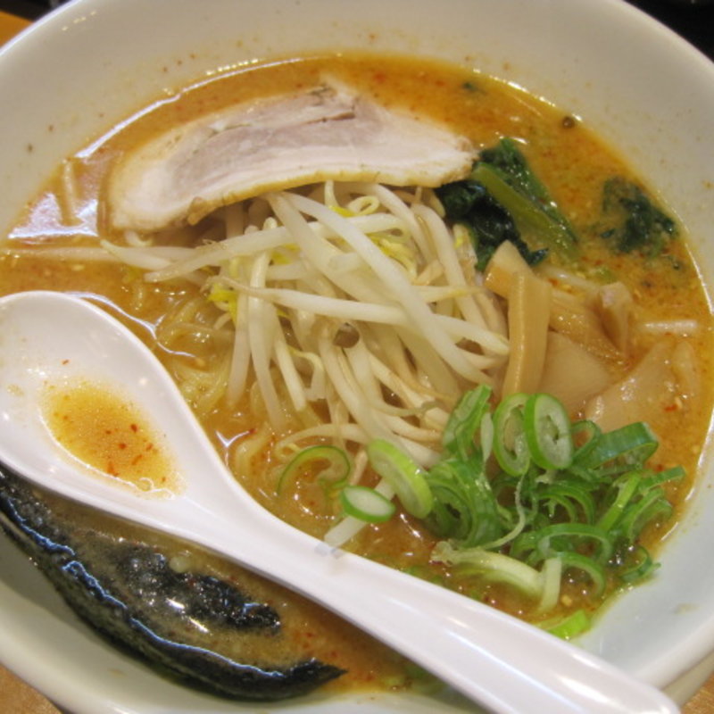 赤味噌ラーメン(マル翔 )