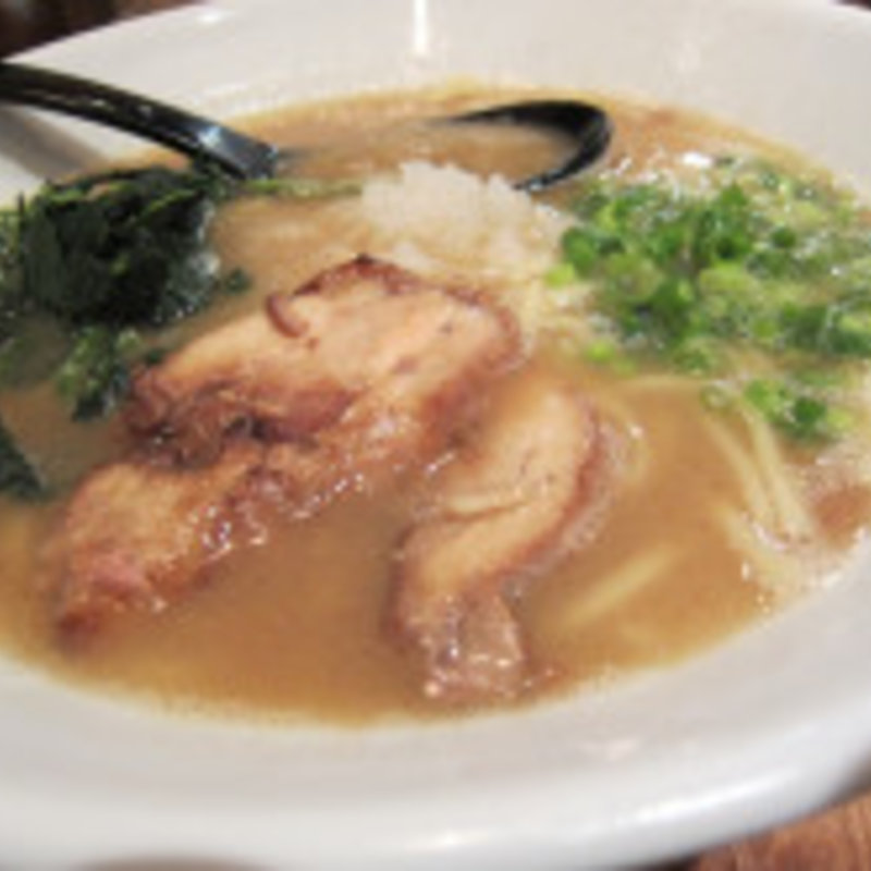 まる鶏ラーメン(まる鶏 （まるちょう）)