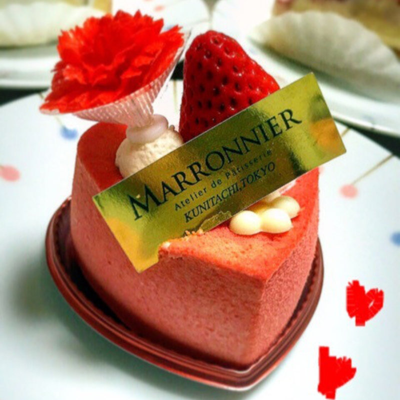 フランボワーズムースのハートケーキ(マロニエ 本店 )