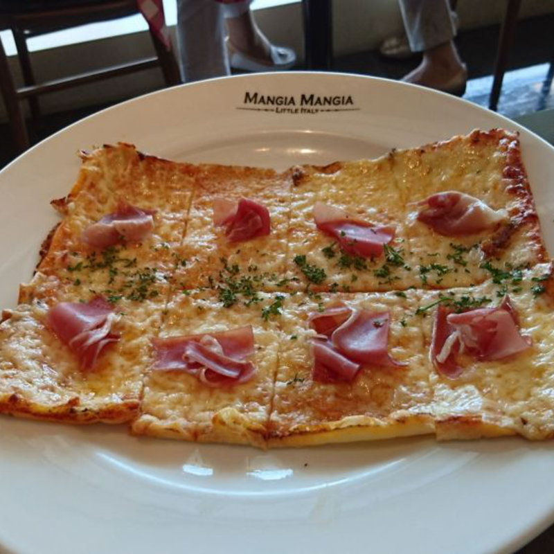 ピッツア（プロシュート）(マンジャ マンジャ 横浜ランドマークタワー店 （MANGIA MANGIA ）)