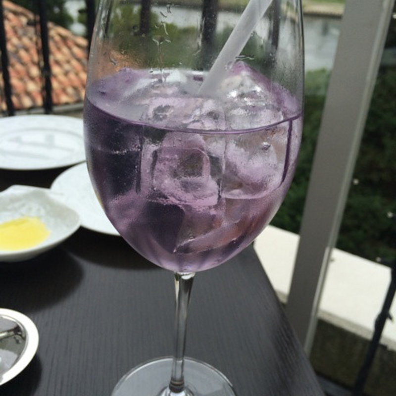 ラベンダーウォーター(リストランテ マンジャーレ ウォーターエッジ YOKOHAMA)