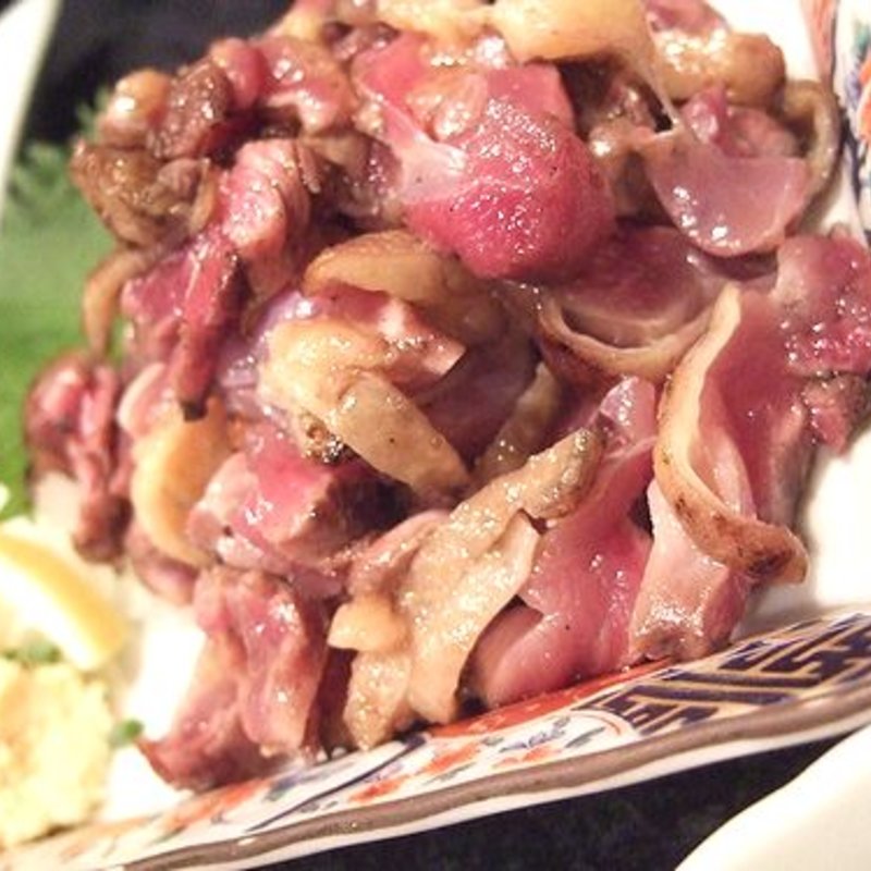 地鶏たたき(まんとく)