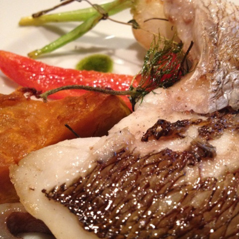 鯛グリル(マンマ・ブッファラ （Mamma Bufala）)