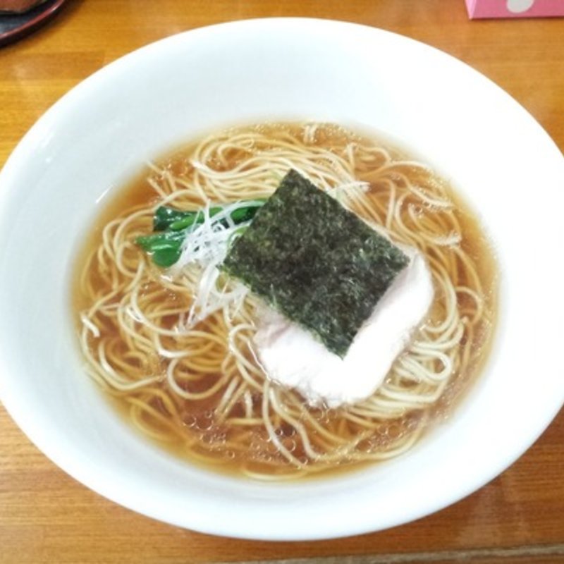 醤油ラーメン(まんまるてい )