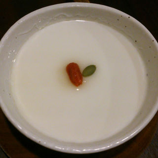 杏仁豆腐(まんまる堂)