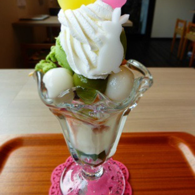 パフェ(ミミウサギ )