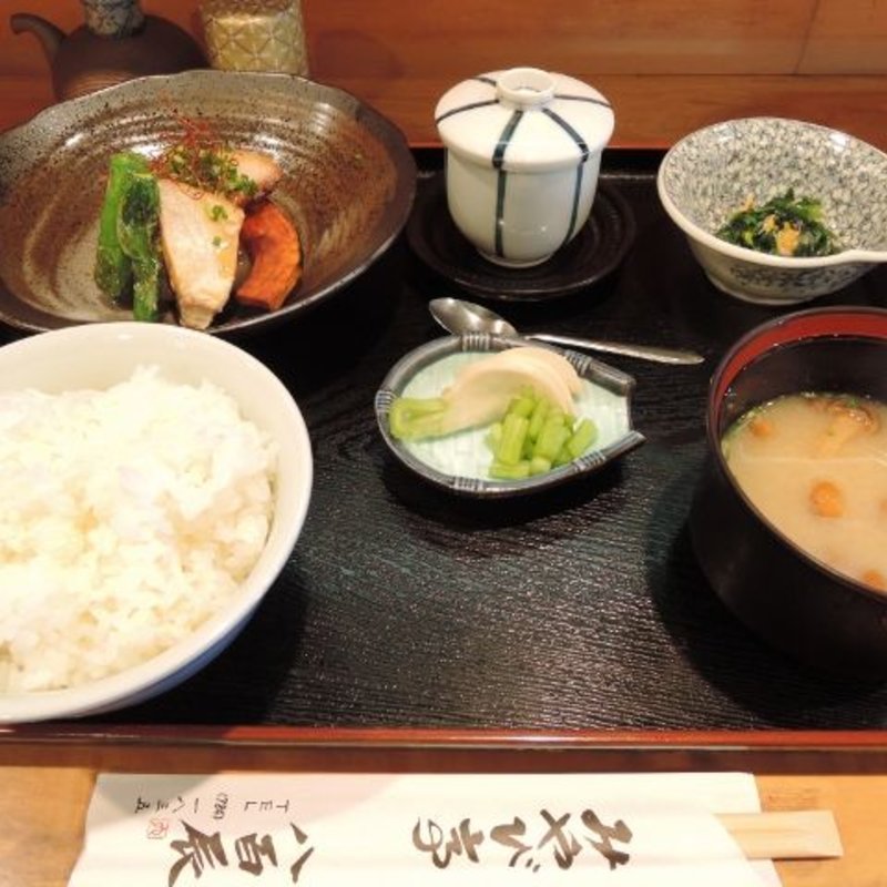 日替わりセット（揚げブリ大根）(みやび亭 八百辰 )