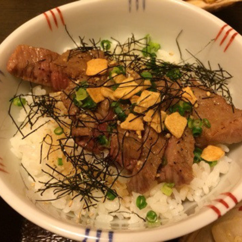 飛騨牛ｽﾃｰｷ丼(めぐみ家 )