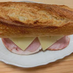 バゲットモンジュ(メゾンカイザー 高輪本店 （MAISON KAYSER）)