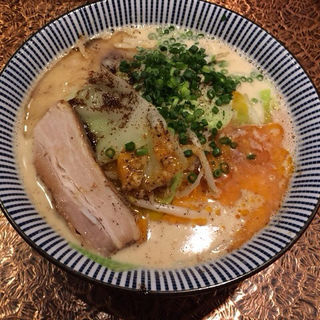 研究の一杯～限定麺ラム味噌(自家製麺 MENSHO TOKYO)