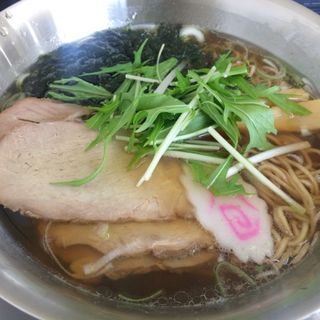 チャーシュー麺(めんや なないろ )