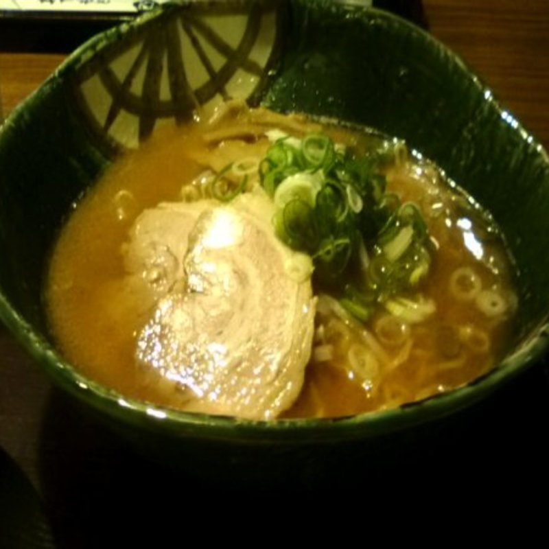 普通ラーメン(めん魚房 松月 （めんぎょぼう しょうげつ）)