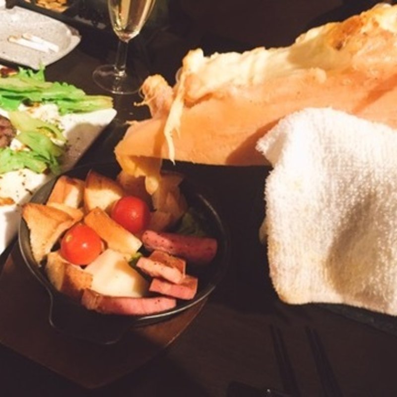 花畑牧場のラクレットチーズ(モクモク （MOCMOC）)