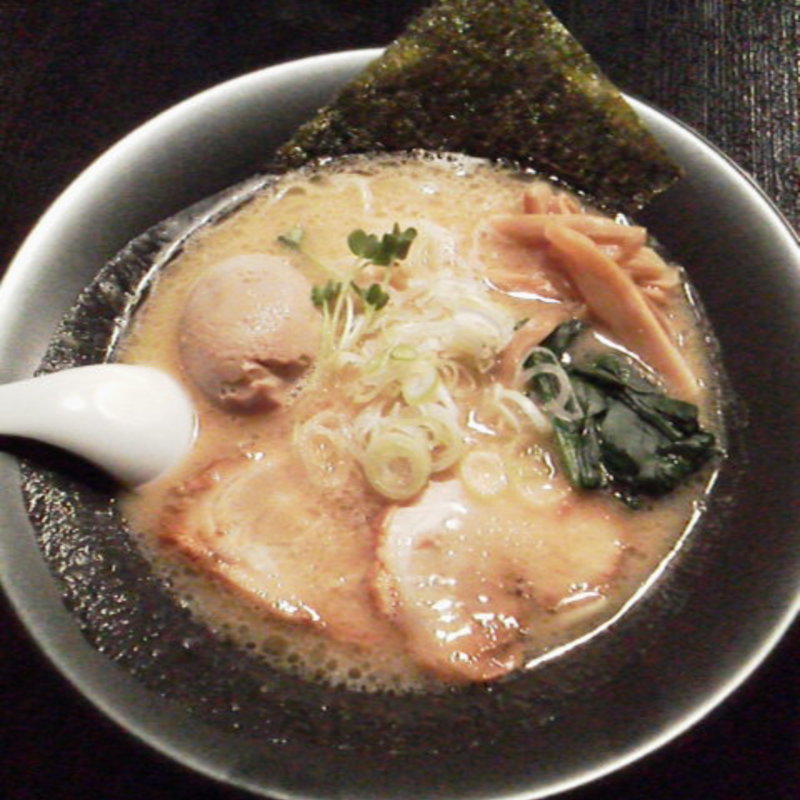 もぐらの濃厚醤油白湯(もぐらの唄 )