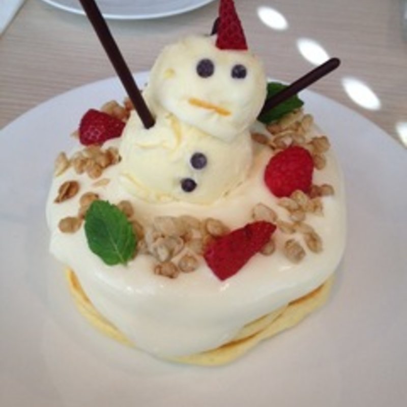 ホワイトウインターパンケーキ(モケス ブレッドアンドブレックファースト 中目黒店 （Moke's Bread & Breakfast）)