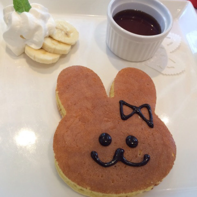うさぎさんパンケーキ(モケス ブレッドアンドブレックファースト 中目黒店)