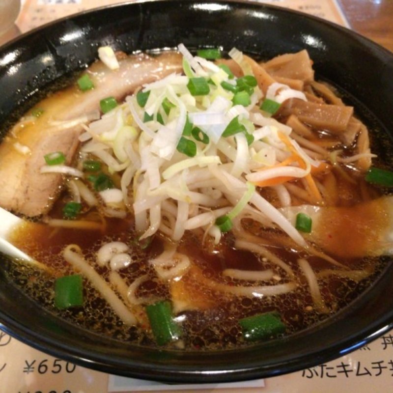 醤油ラーメン　(モッチーらーめん )
