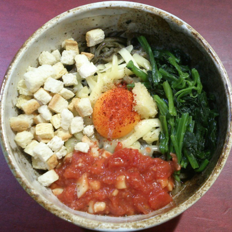 イカスミまぜそば(麺屋 もんたな)