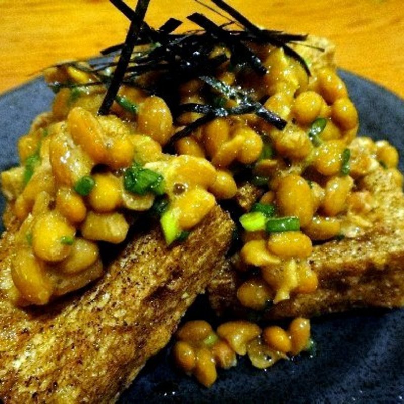 厚揚げ納豆(やきとり ｢ぐるまん｣)