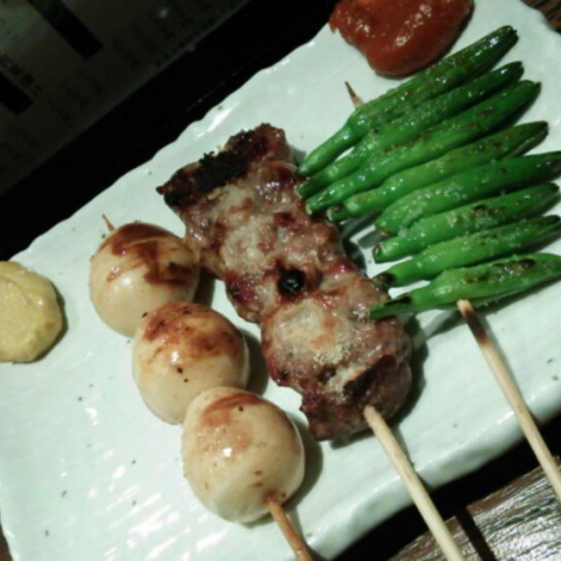 うずら＆ハラミガーリック＆金針菜(やきとり 鶴田)