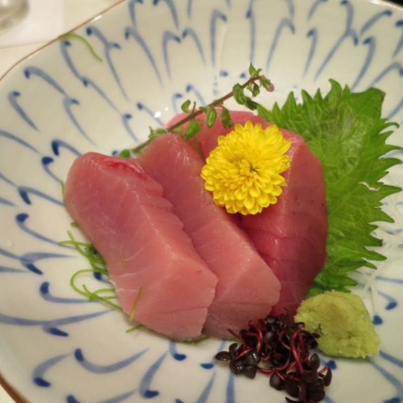 めじまぐろ さしみ (やす幸)