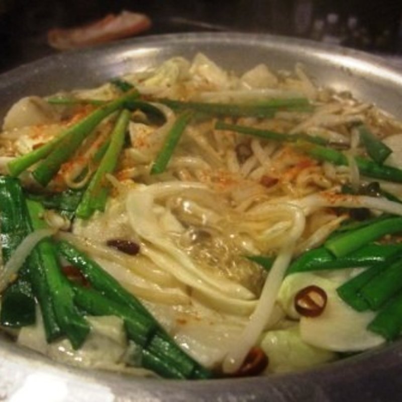 ホルモン鍋(ヤッコ食堂)