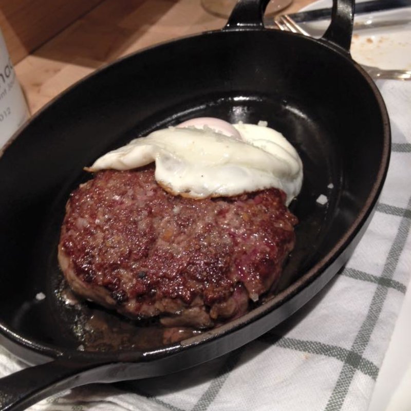 ステークアッシュ(ユーゴ・デノワイエ 恵比寿店 （HUGO DESNOYER）)