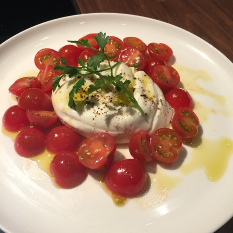 ブッラータ(ユーゴ・デノワイエ 恵比寿店 （HUGO DESNOYER）)