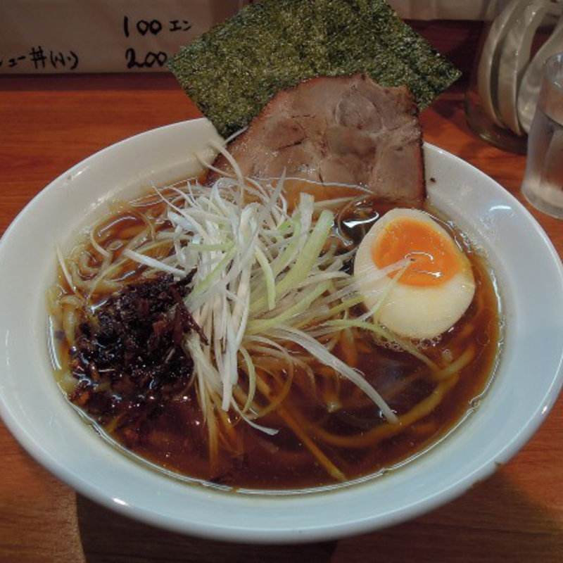 手打ち中華そば（半玉子入）(ゆうちゃん)