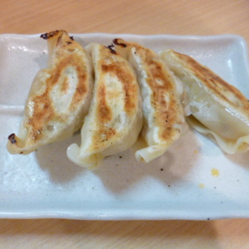 餃子(4個)(ゆうなぎ )
