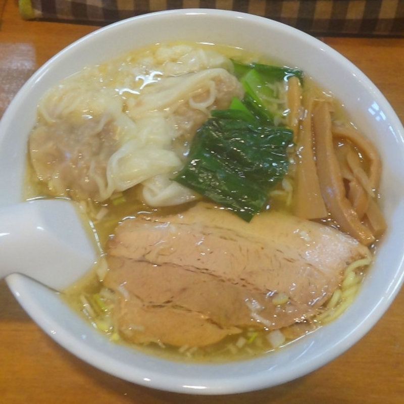 醤油ラーメン（あっさり・太麺）(ゆきち )