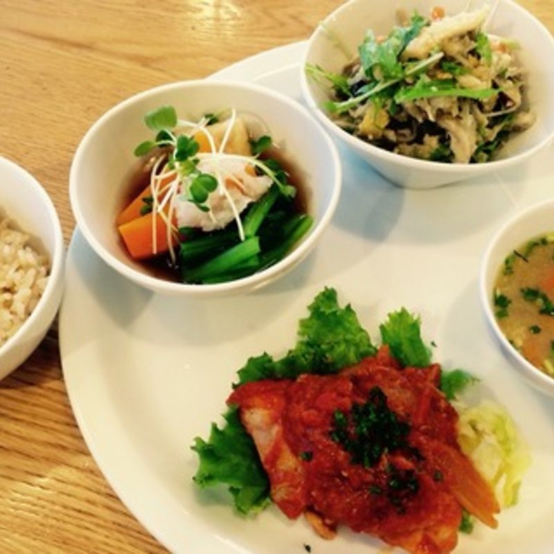 ごはんプレート(ゆっくりとカフェ )