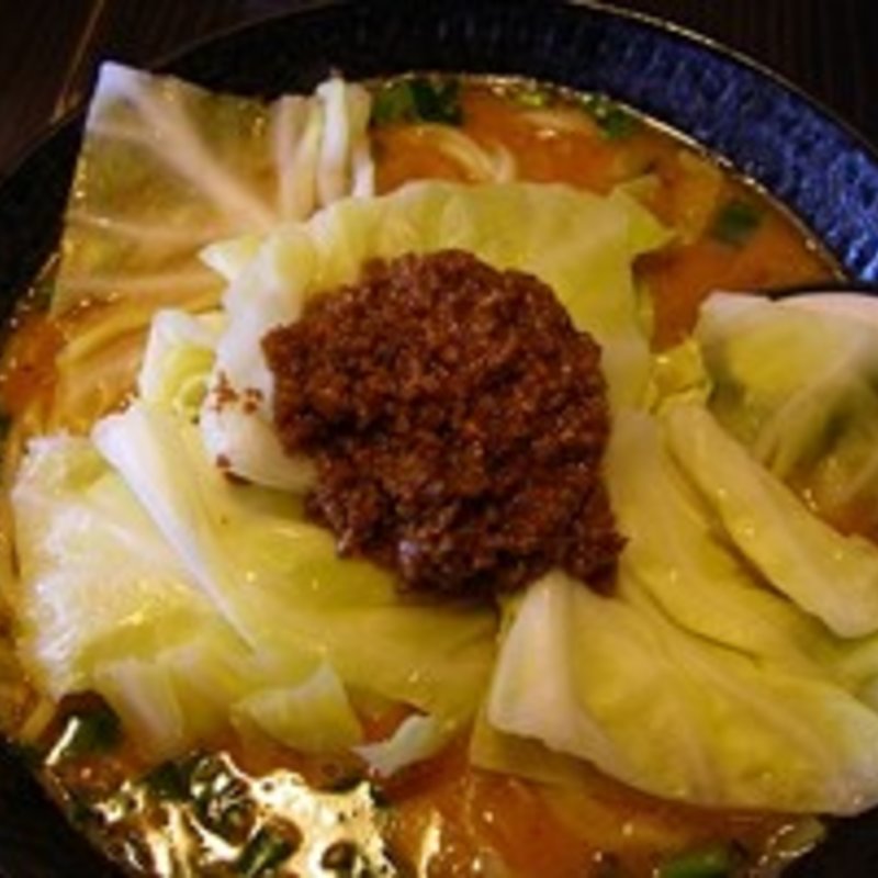 ゴマだれタンタン麺 （太麺）(ラーメン ヨシベー 八千代店)