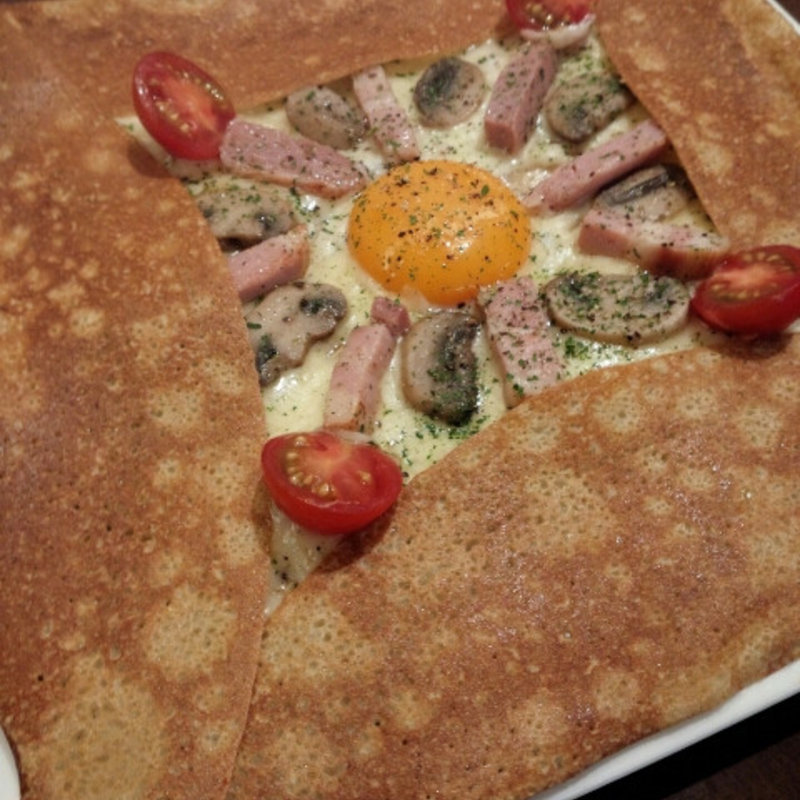 ガレット（マッシュルームとベーコン）(ヨックモック 青山本店)