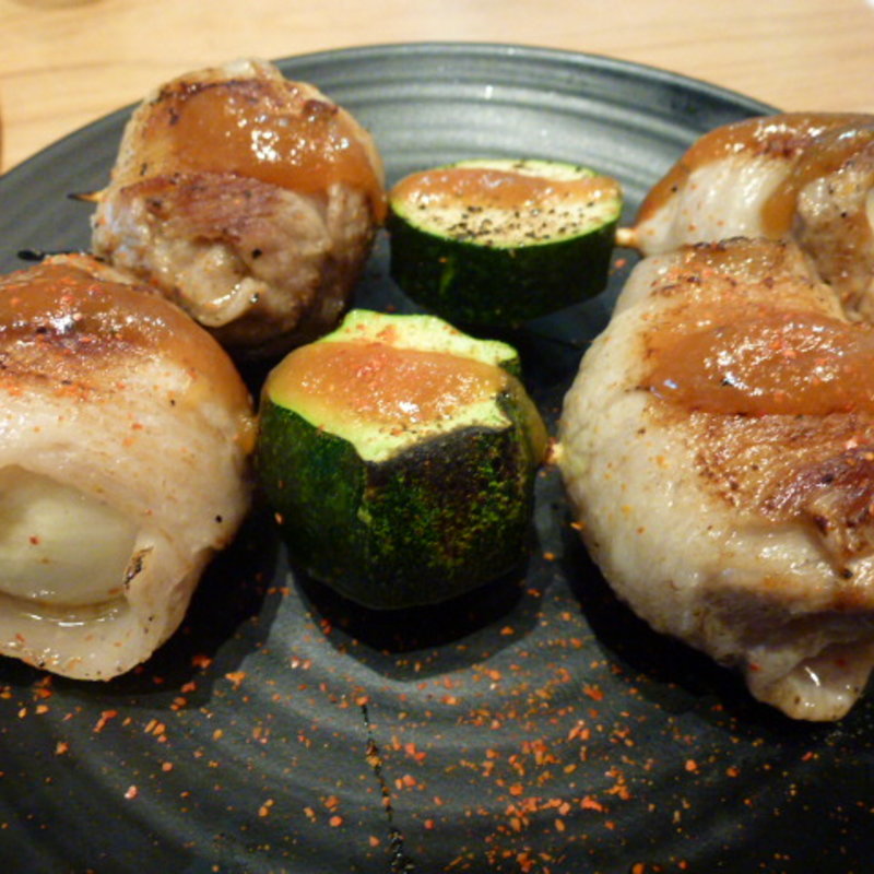 ペコロスの豚肉巻き(和 INBAR ヨンパチ食堂)