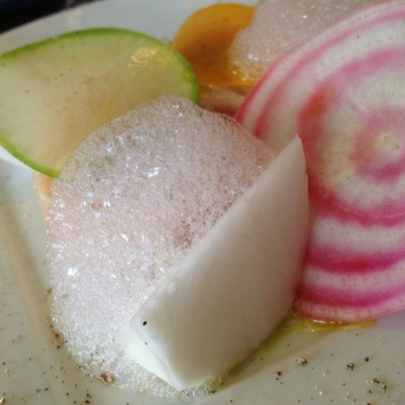 鶏肉のインボルティーニ(ラ　フェニーチェ （la　FenicE）)