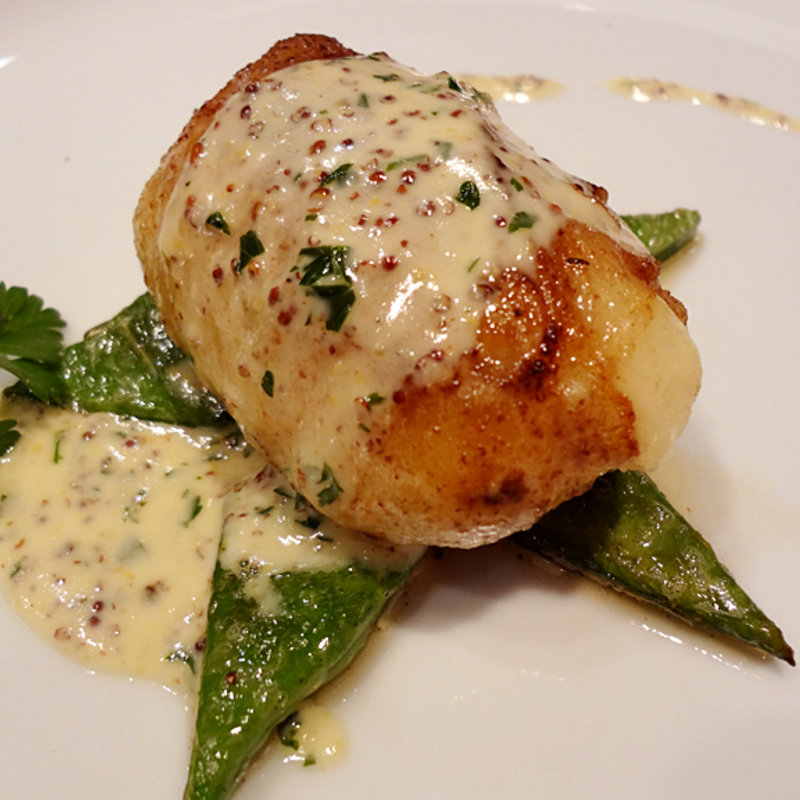 本日のお魚料理　シェフのおまかせで(ラ・クロンヌ・ドール )