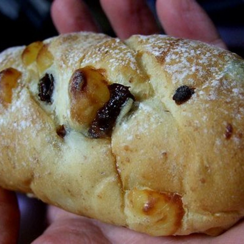 フロマージュ　レザン(パン工房 ら・麦 赤坂店)